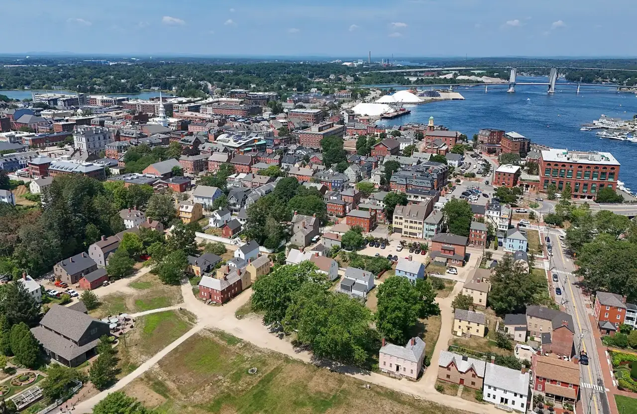 Portsmouth, NH